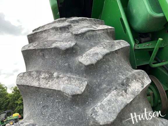 Photo of 2001 John Deere 9650W