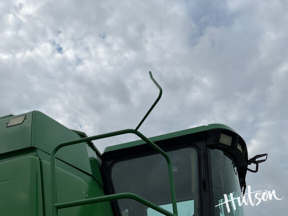 Photo of 2001 John Deere 9650W