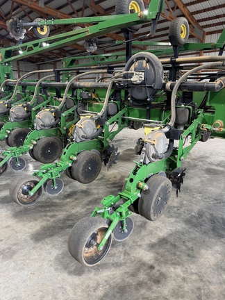 2010 John Deere DB60