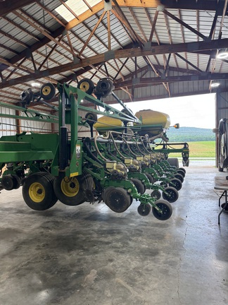 2010 John Deere DB60