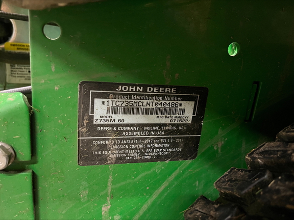 2022 John Deere Z735M