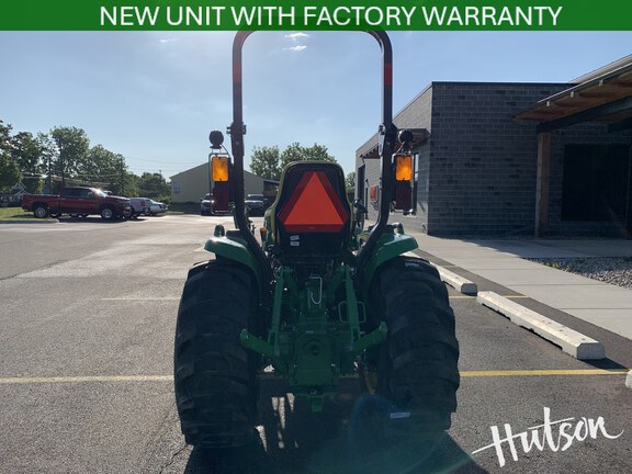 Photo of 2025 John Deere 3046R