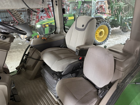 Photo of 2024 John Deere 8R 310