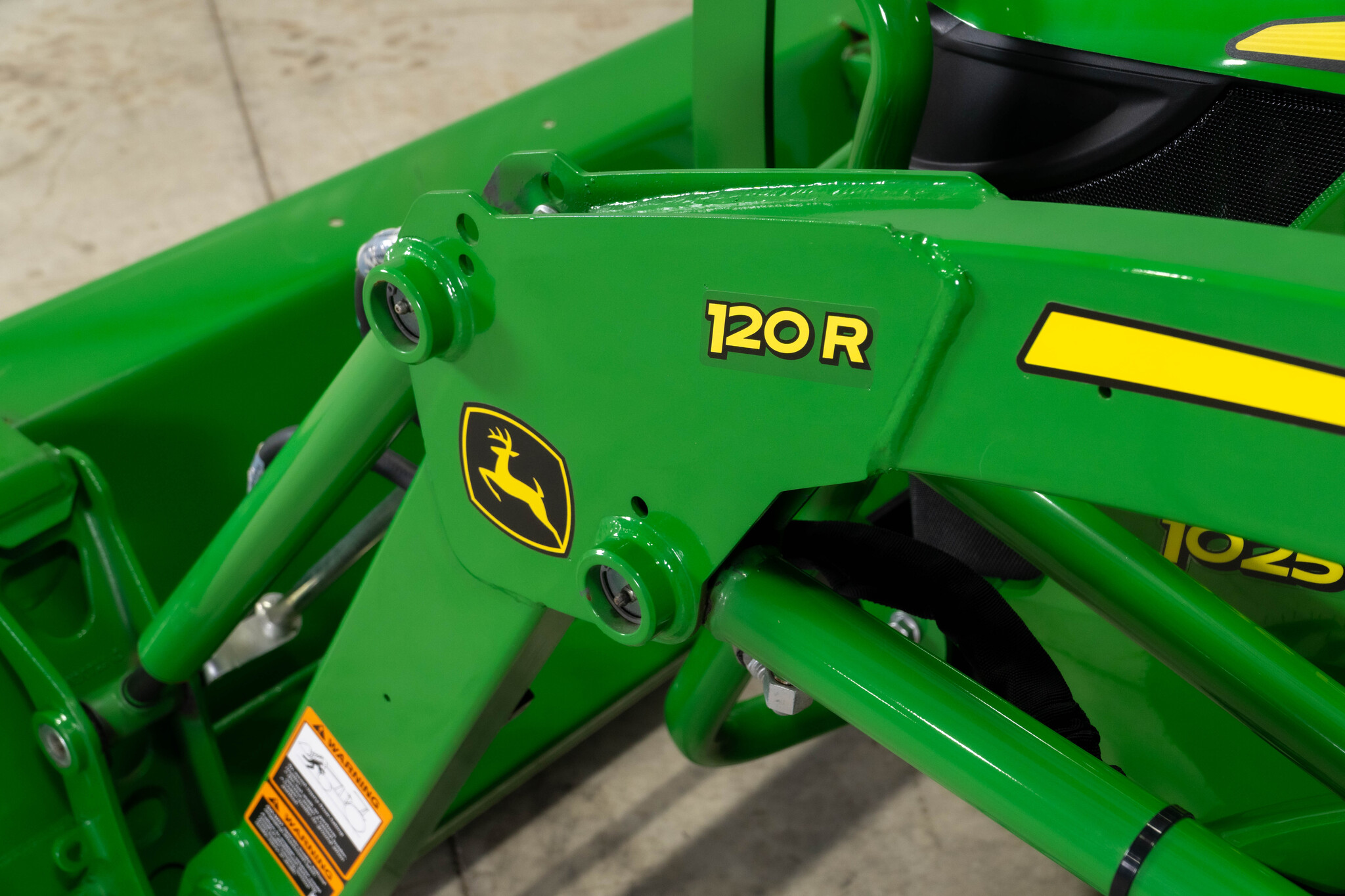 Used 2026 John Deere 1025R Compact Utility Tractors at Koenig Equipment in Franklin, IN - PhotoXL7