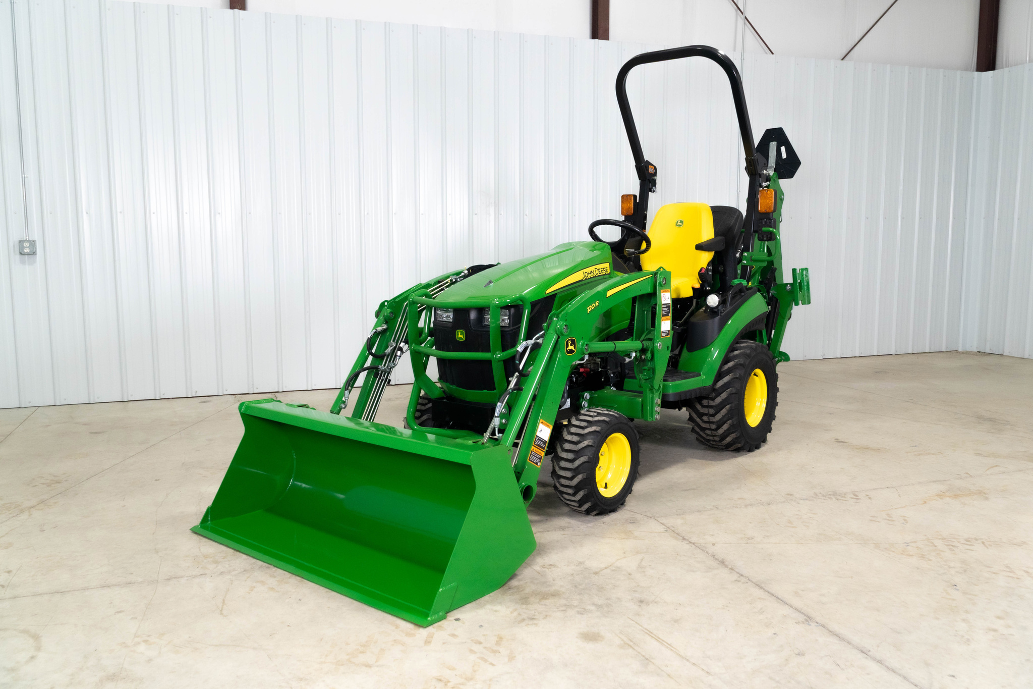 Used 2026 John Deere 1025R Compact Utility Tractors at Koenig Equipment in Franklin, IN - PhotoXL3
