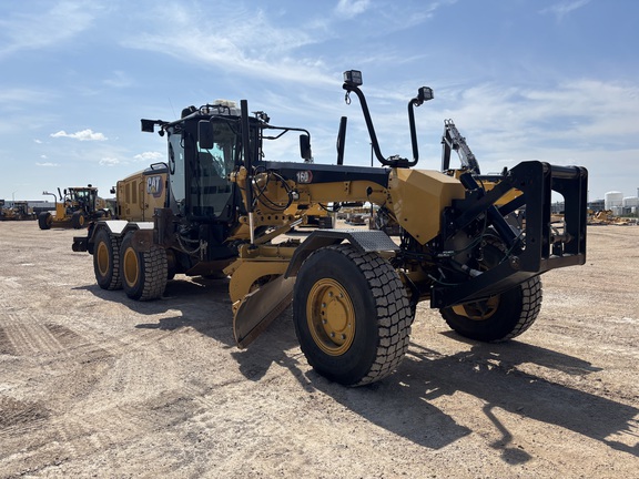 2020 Caterpillar 160AWD