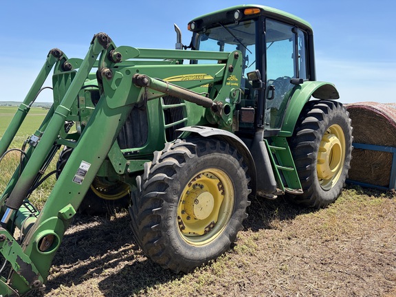 2008 John Deere 7330 Used Equipment
