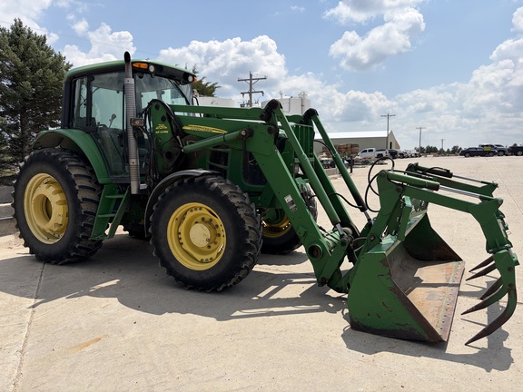 2008 John Deere 7330 (4th thumbnail)