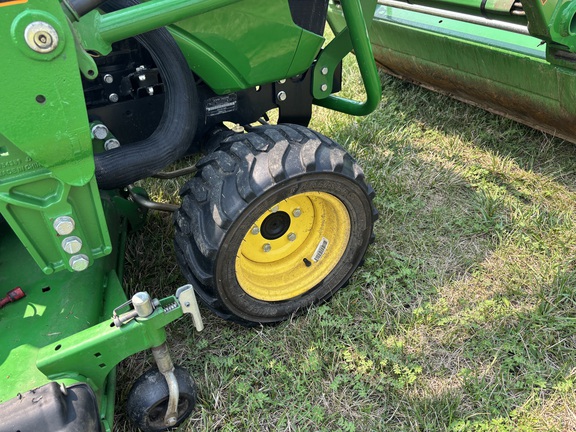 Used 2017 John Deere 1025R Compact Utility Tractors at Koenig Equipment in Oxford, OH - Photo8