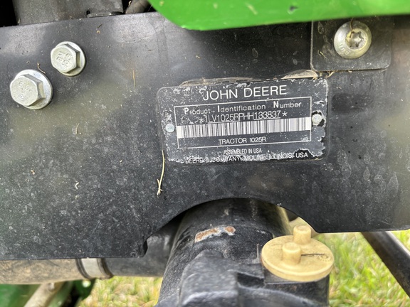 Used 2017 John Deere 1025R Compact Utility Tractors at Koenig Equipment in Oxford, OH - Photo18