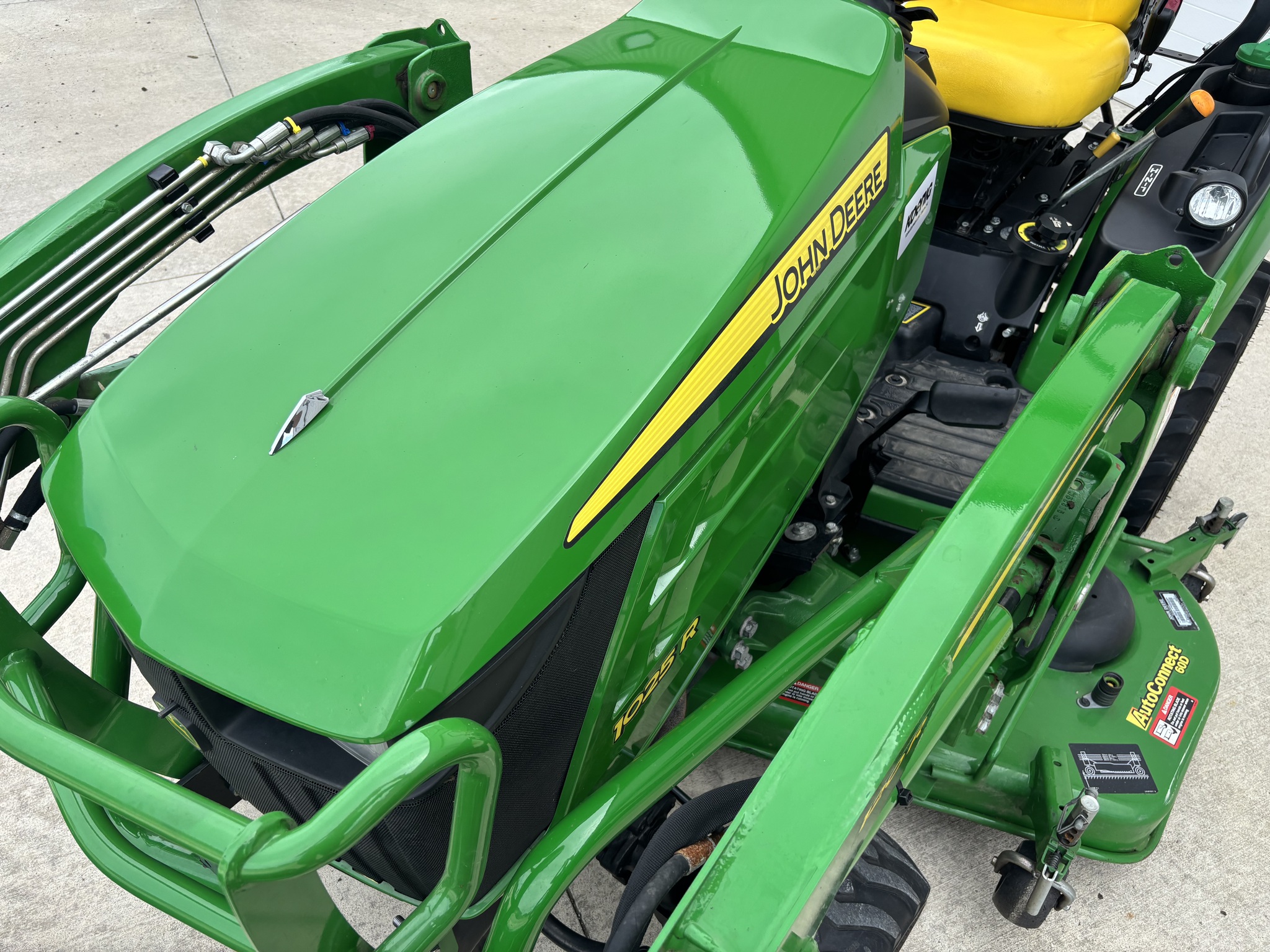 Used 2017 John Deere 1025R Compact Utility Tractors at Koenig Equipment in Botkins, OH - PhotoXL8