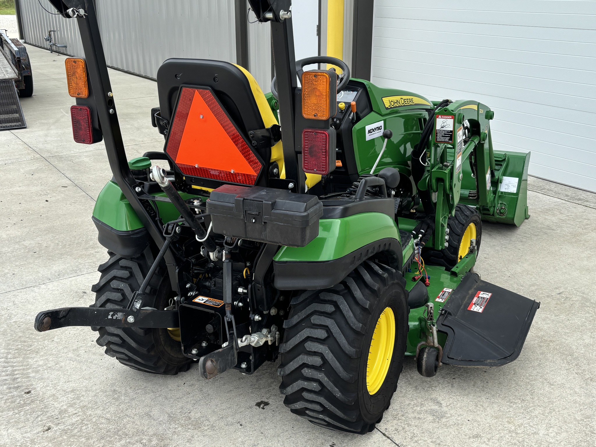 Used 2017 John Deere 1025R Compact Utility Tractors at Koenig Equipment in Botkins, OH - PhotoXL5