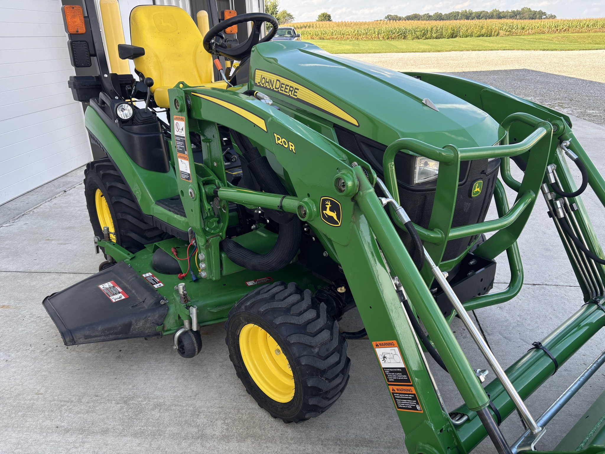 Used 2017 John Deere 1025R Compact Utility Tractors at Koenig Equipment in Botkins, OH - PhotoXL2
