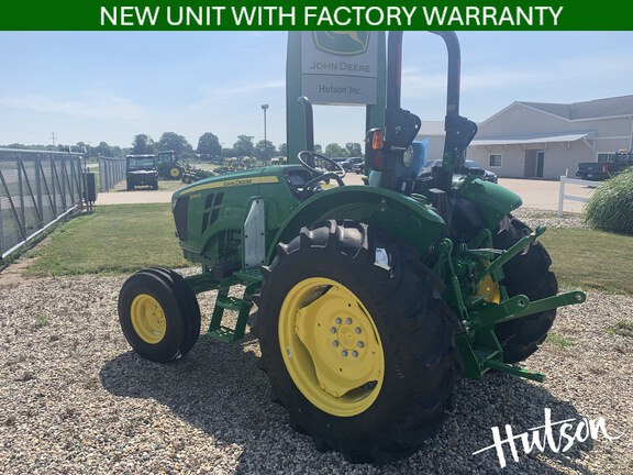 Photo of 2025 John Deere 5050E