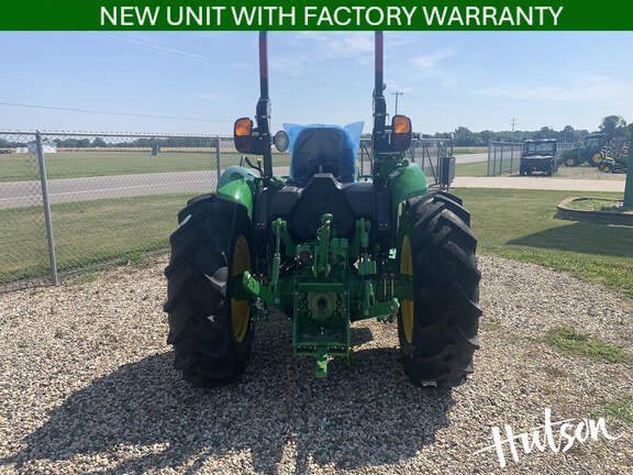 Photo of 2025 John Deere 5050E