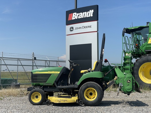 2004 John Deere 2210