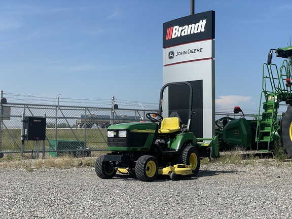 2004 John Deere 2210