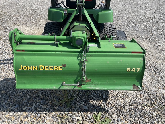 2004 John Deere 2210