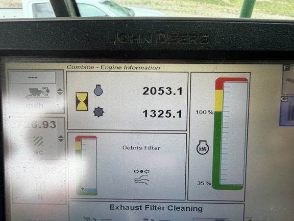 Photo of 2014 John Deere S660