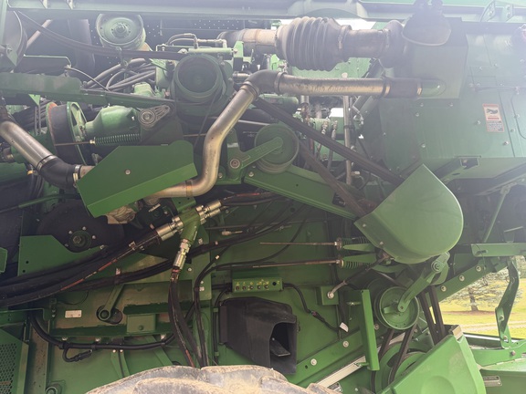 Photo of 2014 John Deere S660