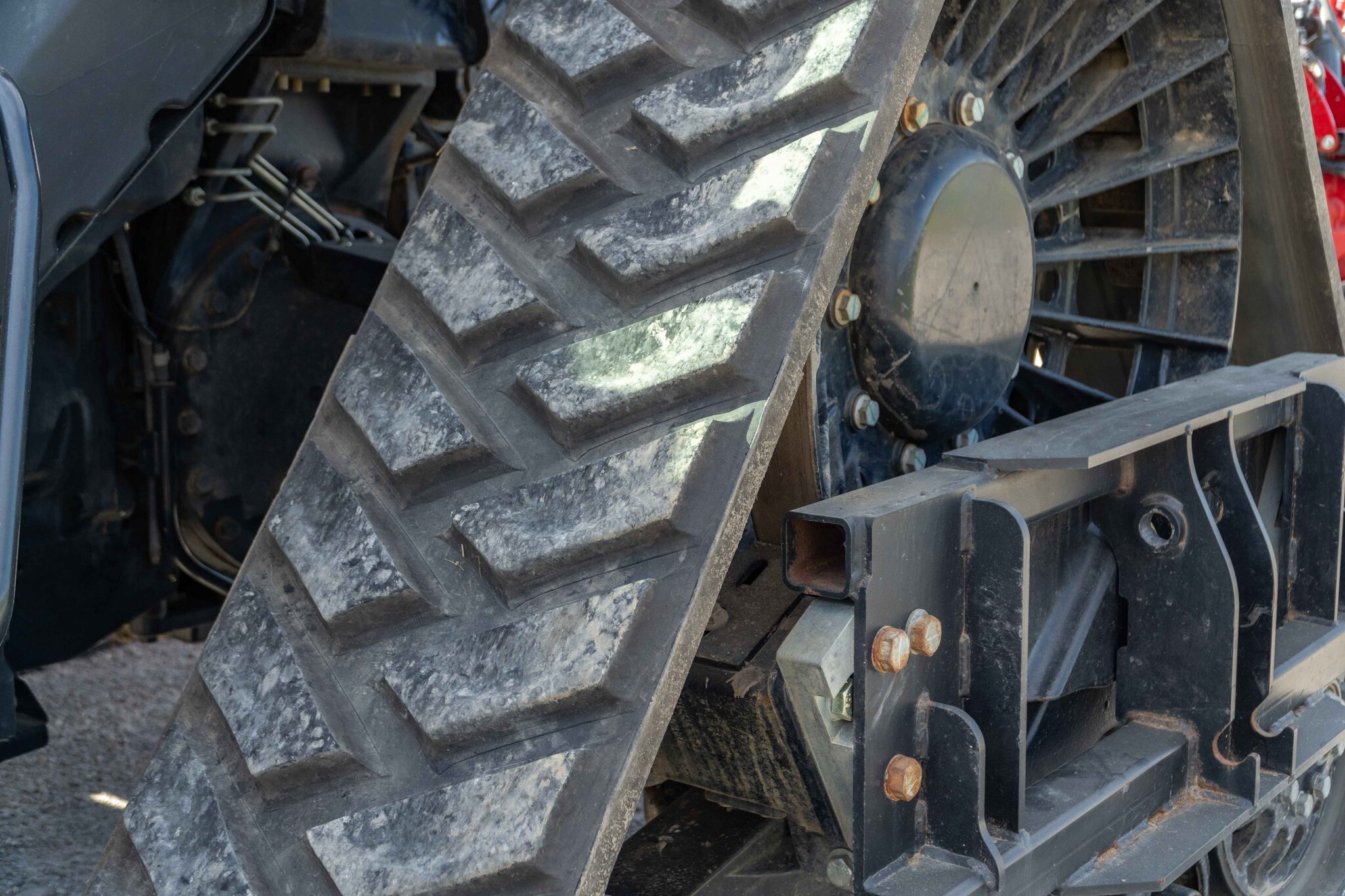 Used 2024 Case IH Magnum 380 RowTrac Row Crop Tractors at Koenig Equipment in Anna, OH - PhotoXL19