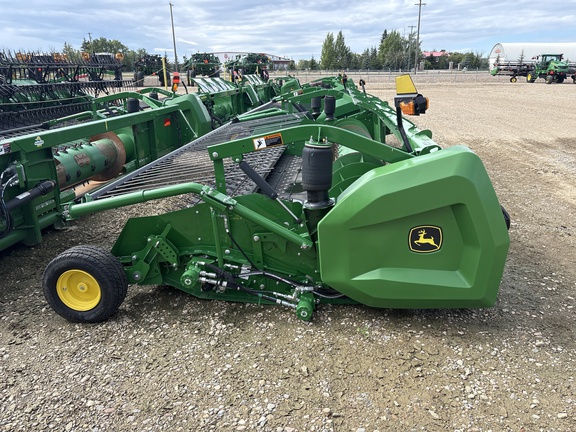 Used 2024 John Deere BP15 Combine Platforms at Horizon Ag & Turf in Lloydminster, AB - Photo2
