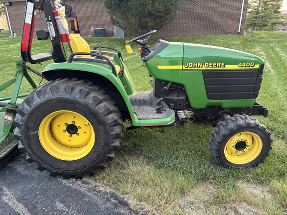 Used 1999 John Deere 4400 Compact Utility Tractors at Koenig Equipment in Botkins, OH - Photo6