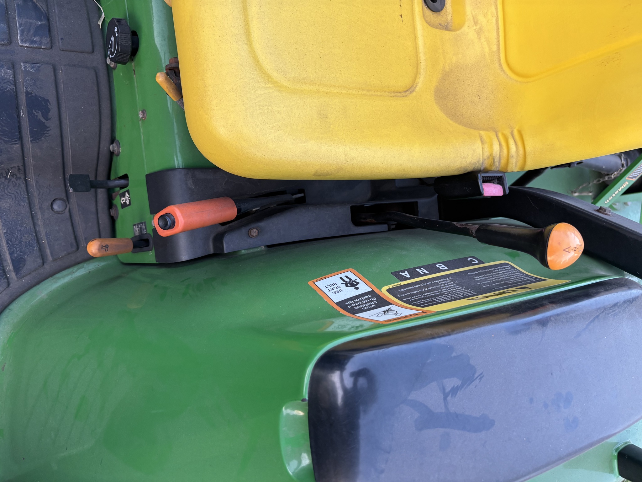 Used 1999 John Deere 4400 Compact Utility Tractors at Koenig Equipment in Botkins, OH - PhotoXL15