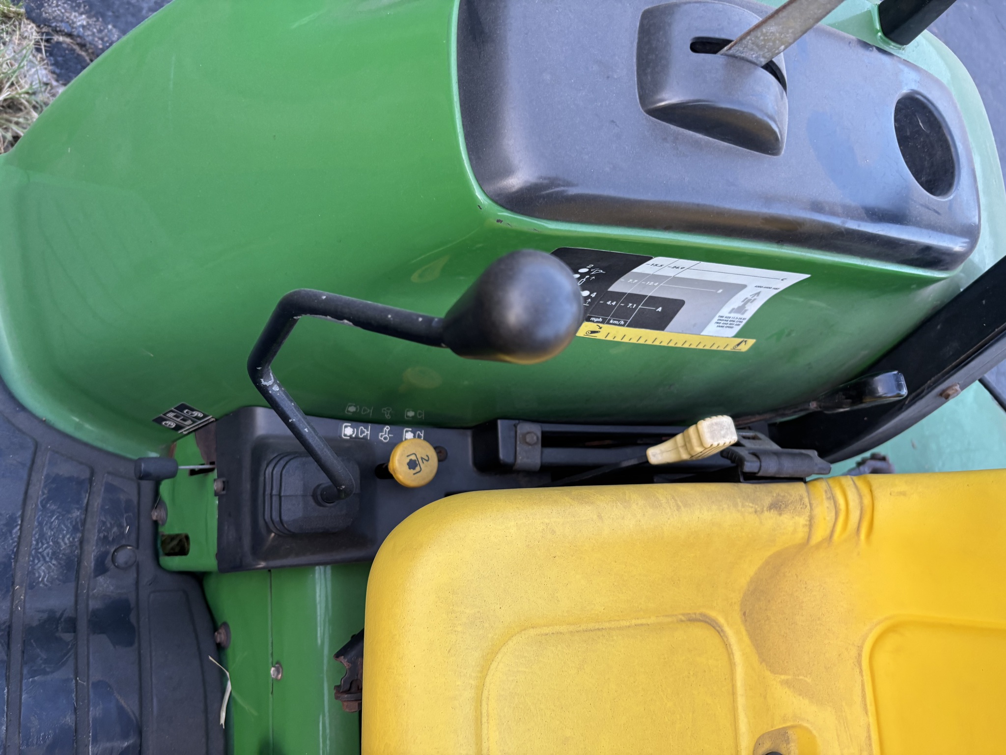 Used 1999 John Deere 4400 Compact Utility Tractors at Koenig Equipment in Botkins, OH - PhotoXL16