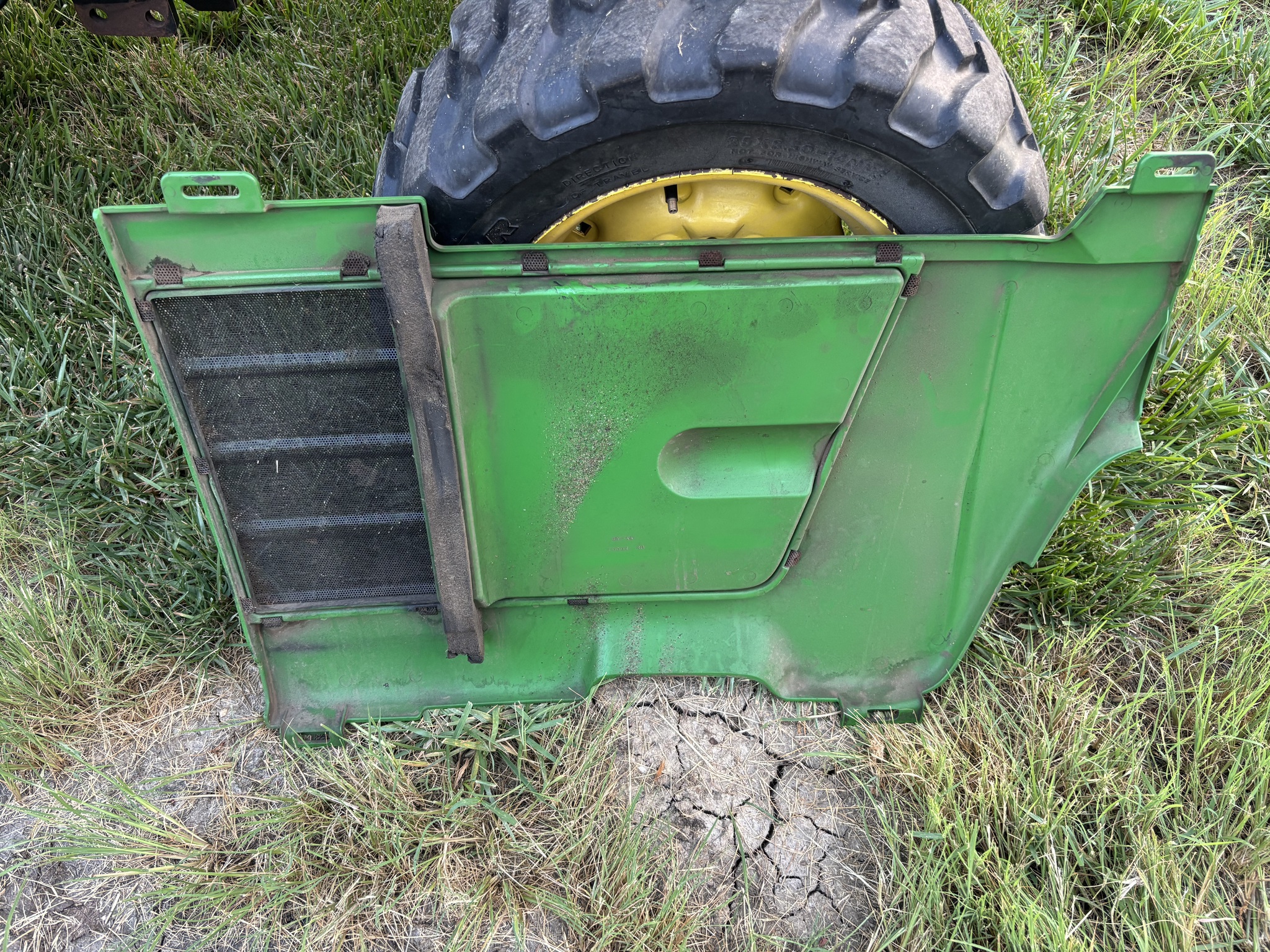 Used 1999 John Deere 4400 Compact Utility Tractors at Koenig Equipment in Botkins, OH - PhotoXL12