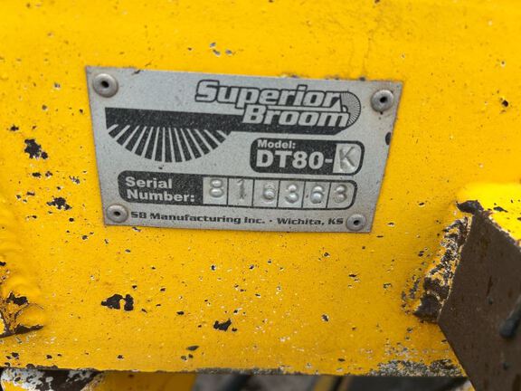 0 Superior Broom DT80K