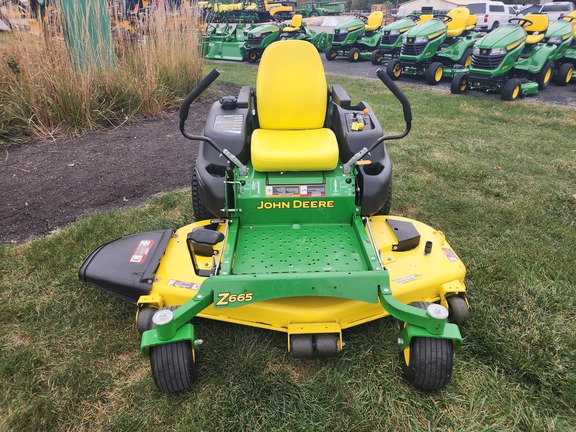 2015 John-Deere Z665