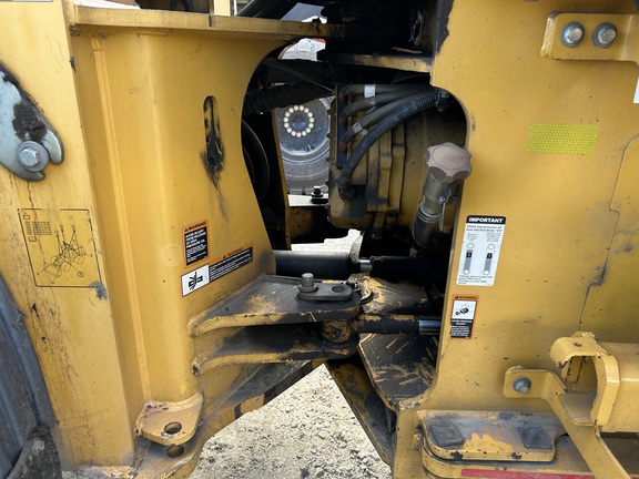 2013 John Deere 644K HYBRID