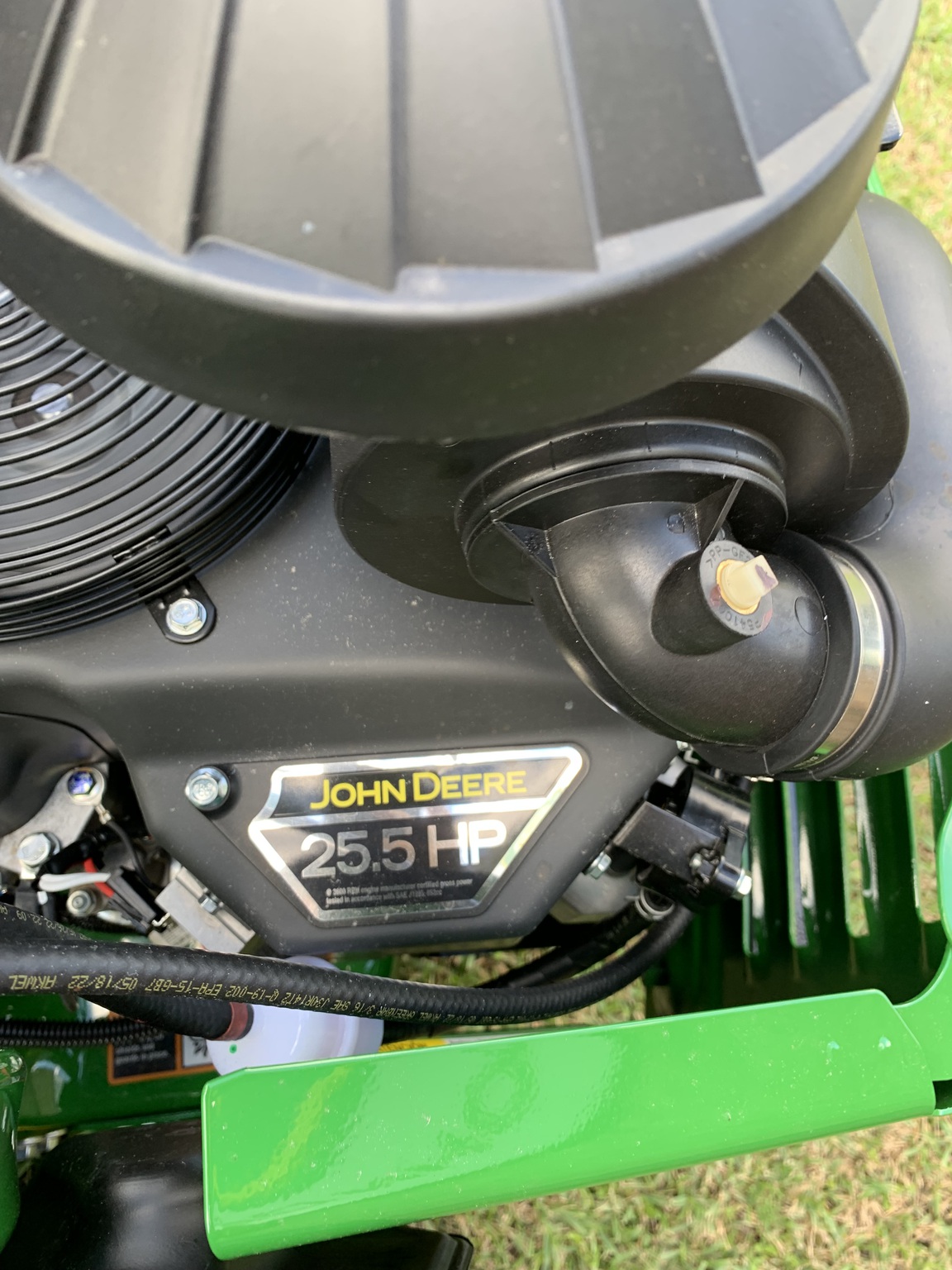 2023 John Deere Z930M Image 8