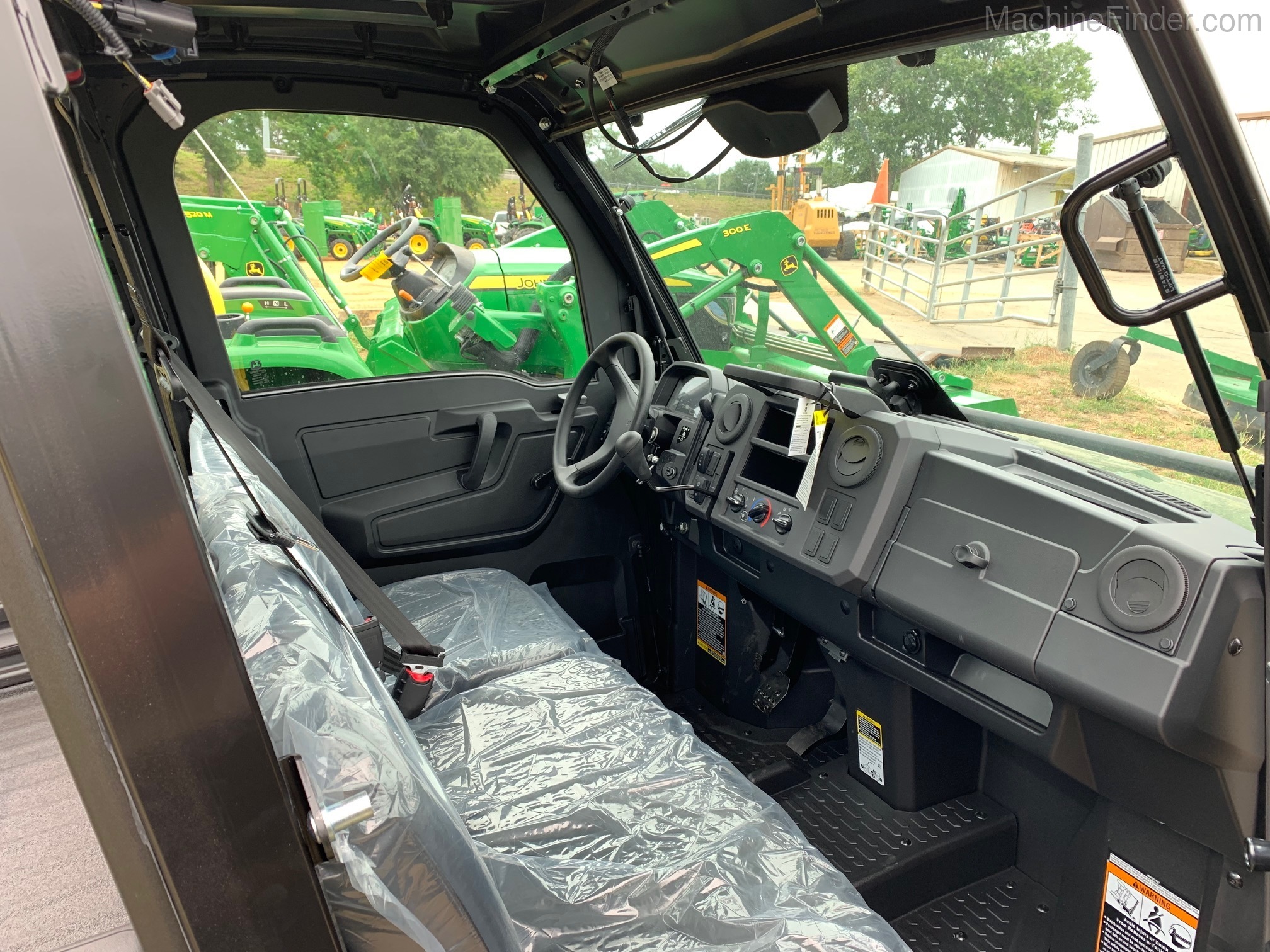 2019 John Deere XUV 835M Image 5