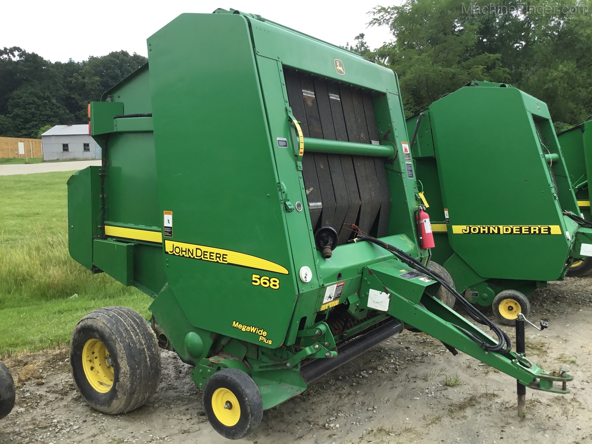 2008 John Deere 568 Image 1