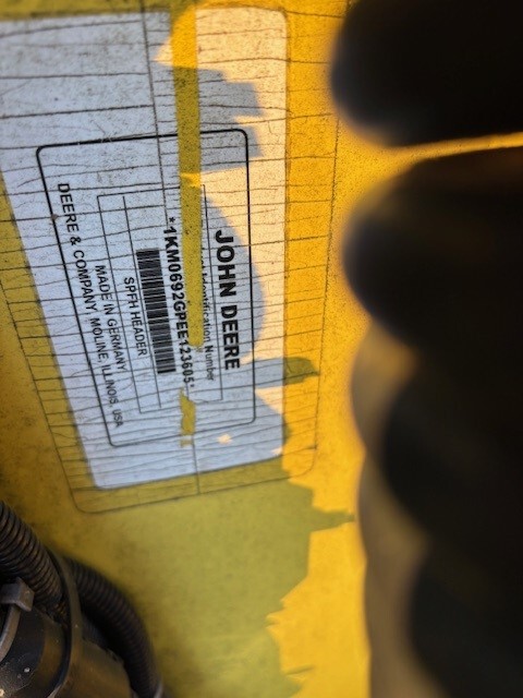 2014 John Deere 692 Image 13