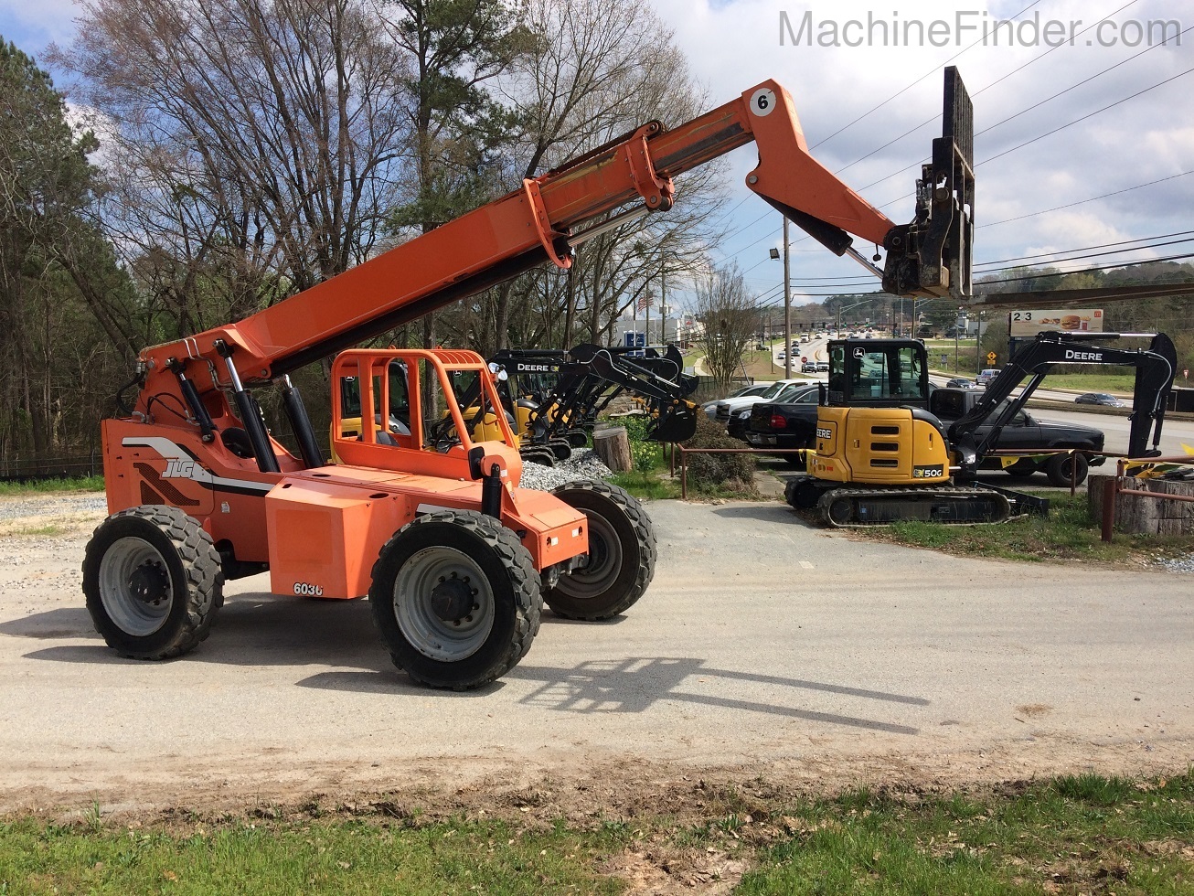 2013 Skytrak 6036 Image 3