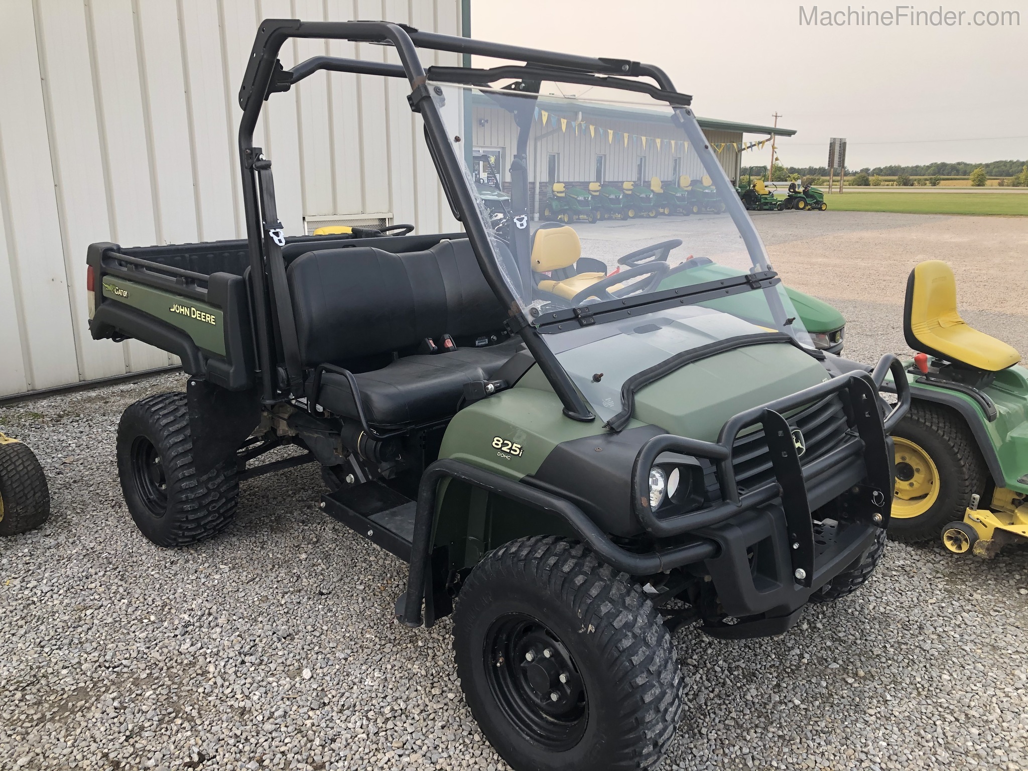 2014 John Deere XUV 825i Image 1