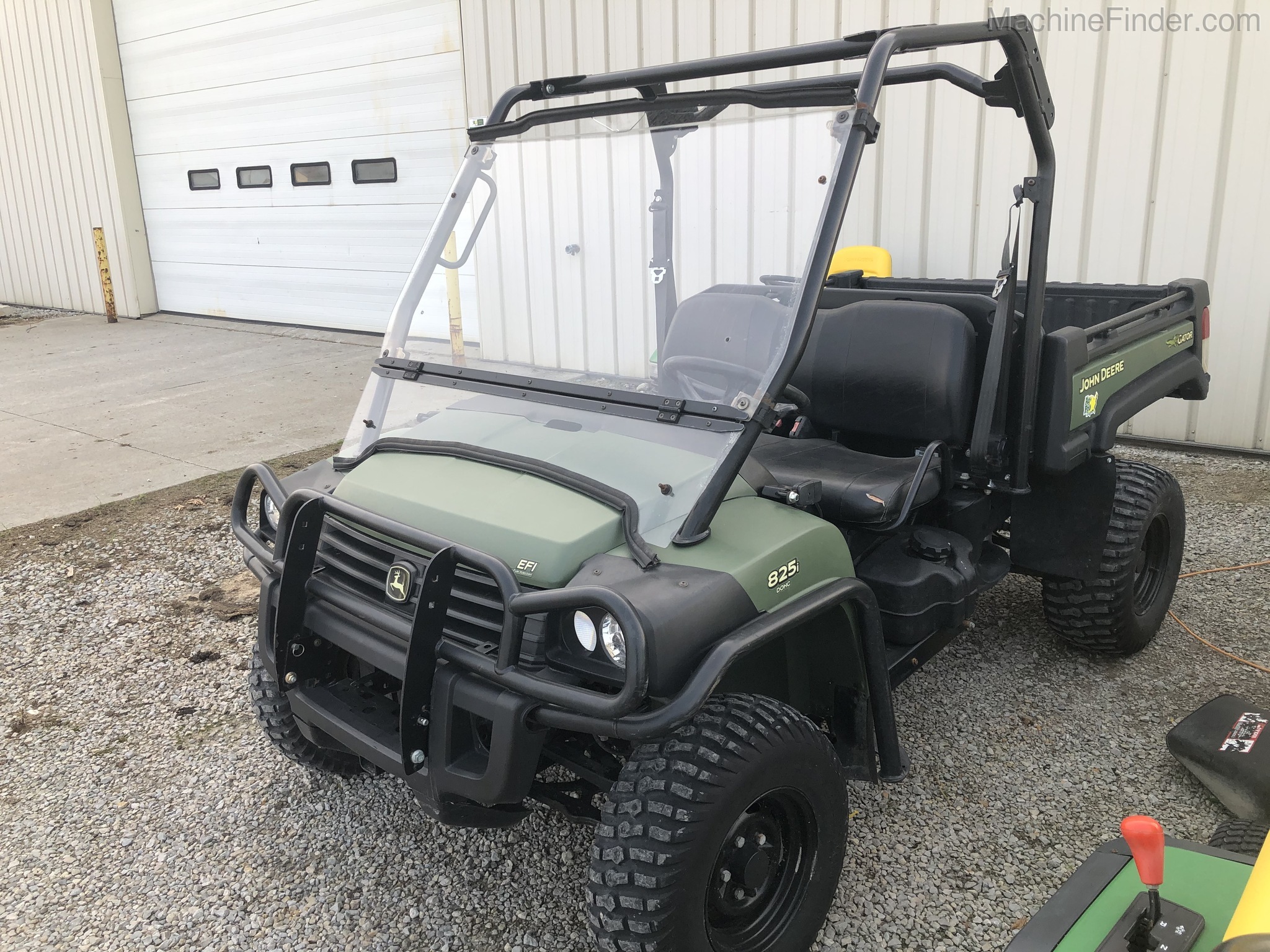 2014 John Deere XUV 825i Image 2