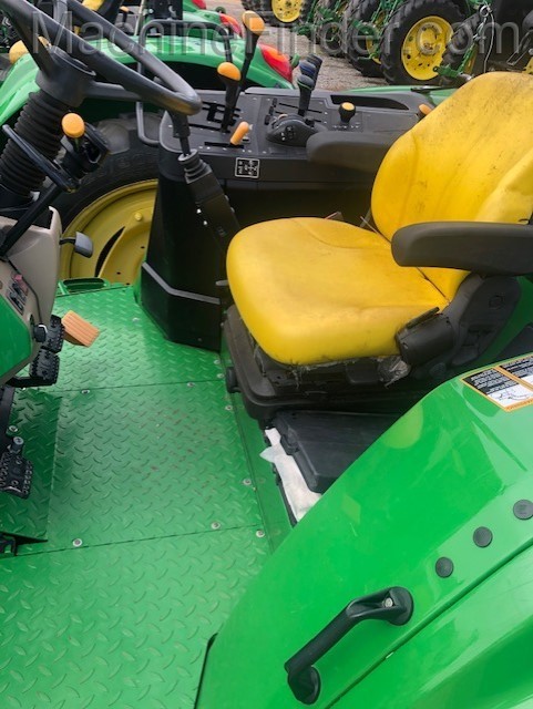 2018 John Deere 6130M Image 7