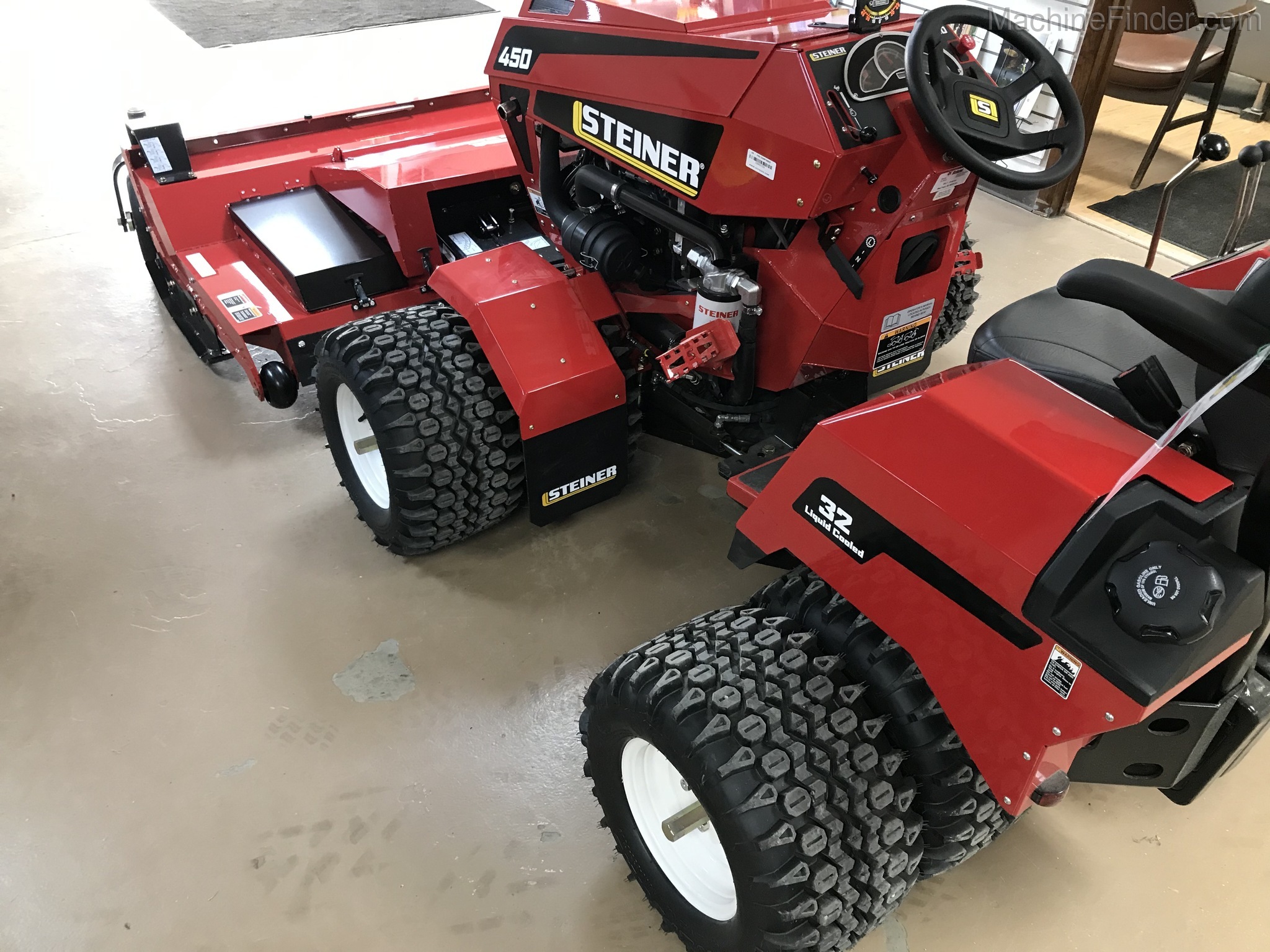 2020 Steiner 450 Image 4