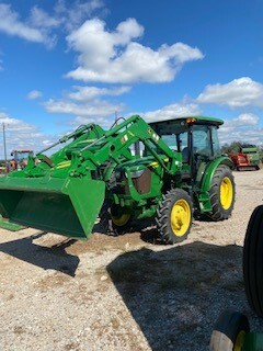 2017 John Deere 5055E Image 1