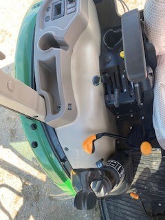 2017 John Deere 5055E Image 8