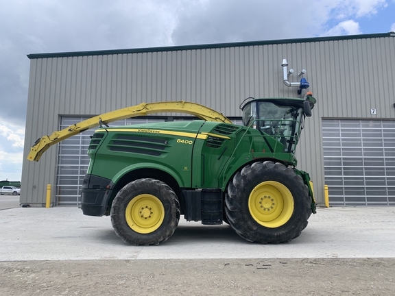 2015 John Deere 8400 thumbnail 2