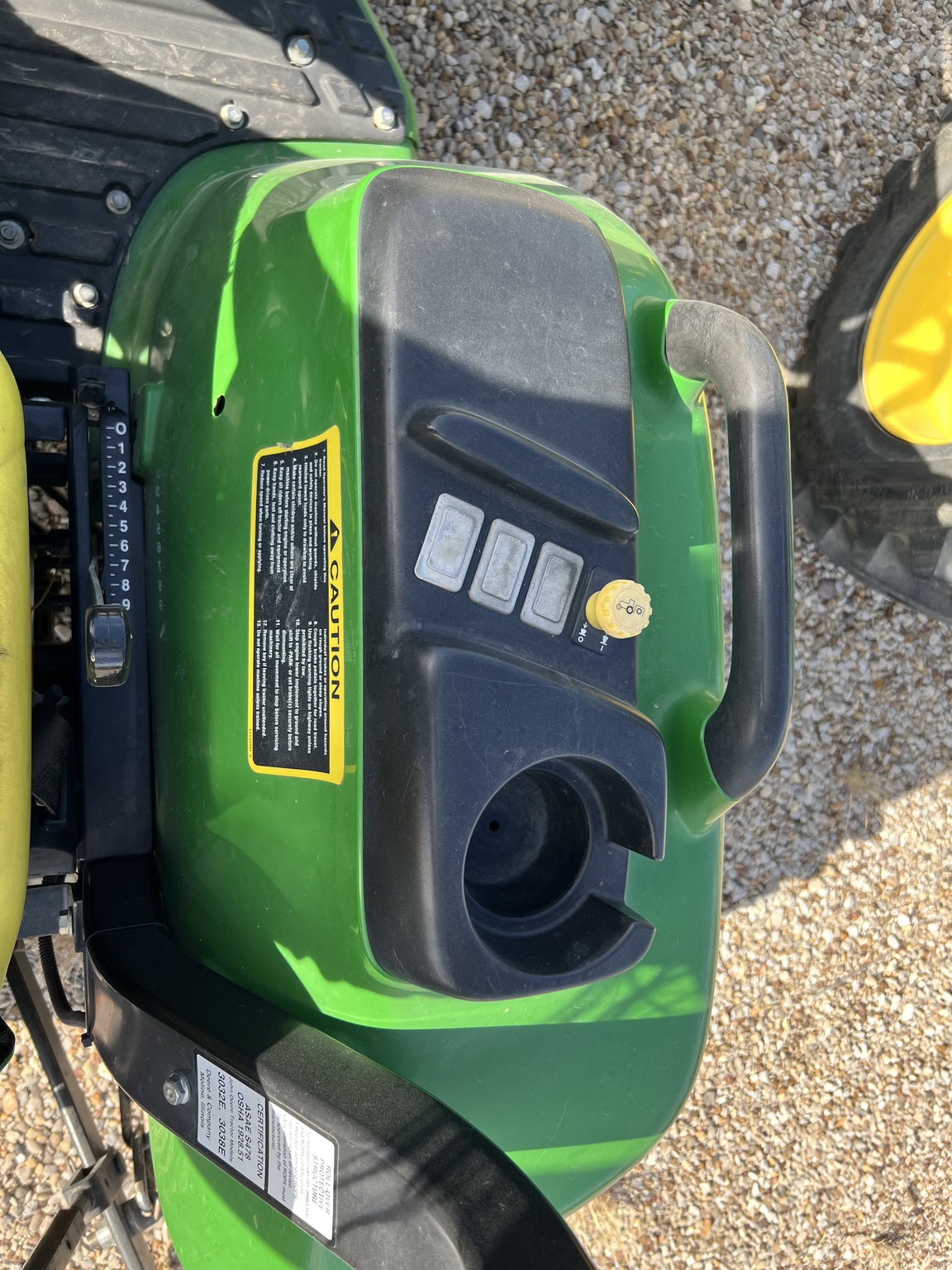 2013 John Deere 3032E Image 7