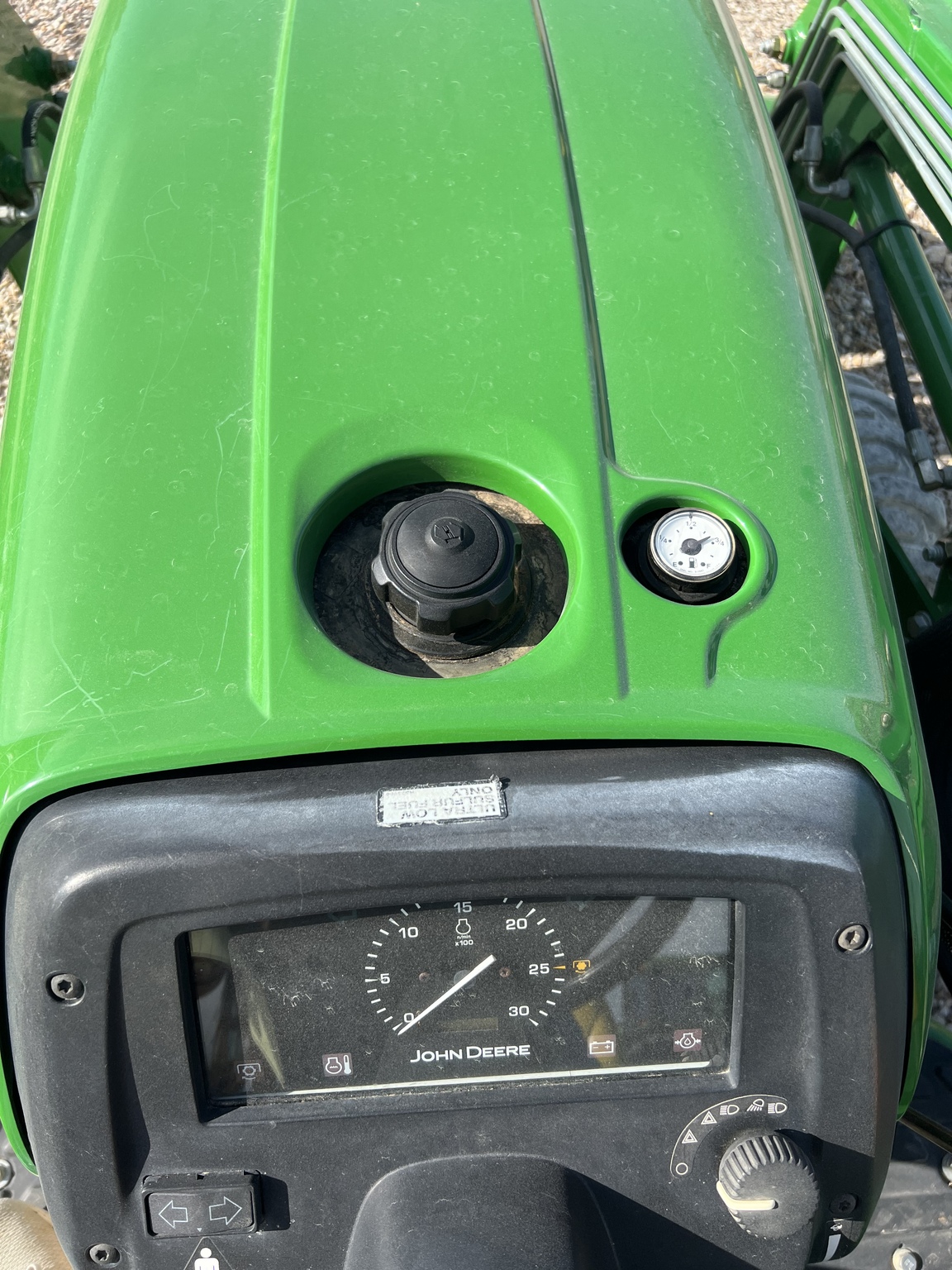 2013 John Deere 3032E Image 8