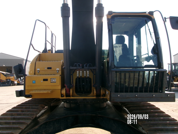 2022 John Deere 250GL