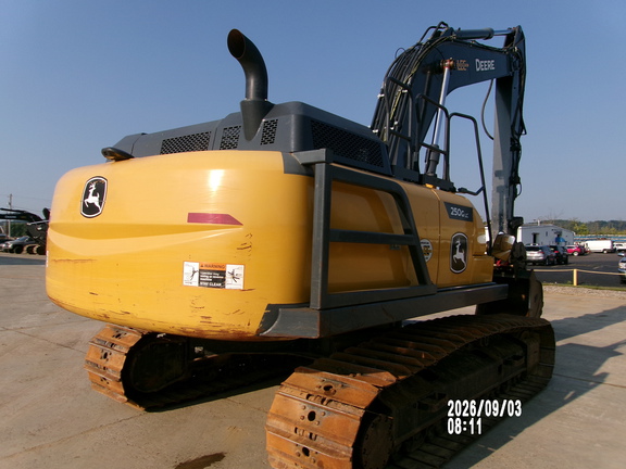 2022 John Deere 250GL
