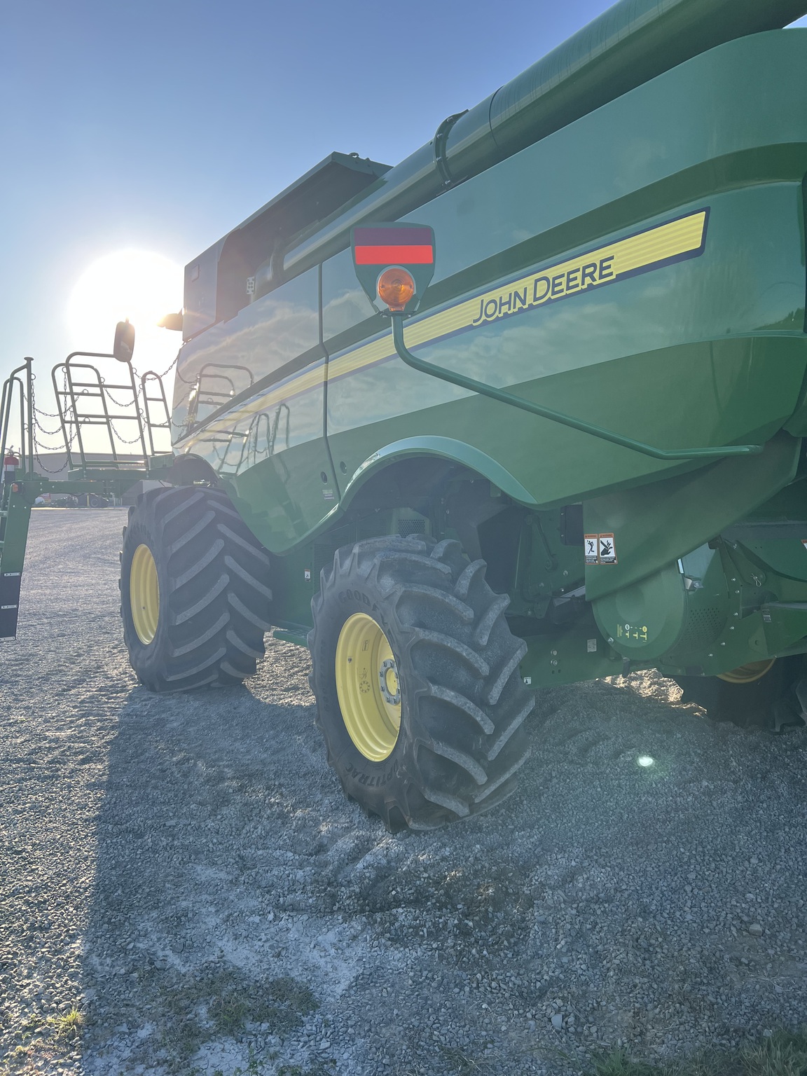 2022 John Deere S760 Image 4